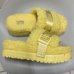UGG Fluffita Women's Slippers NEW